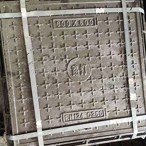 Ductile iron manhole cover